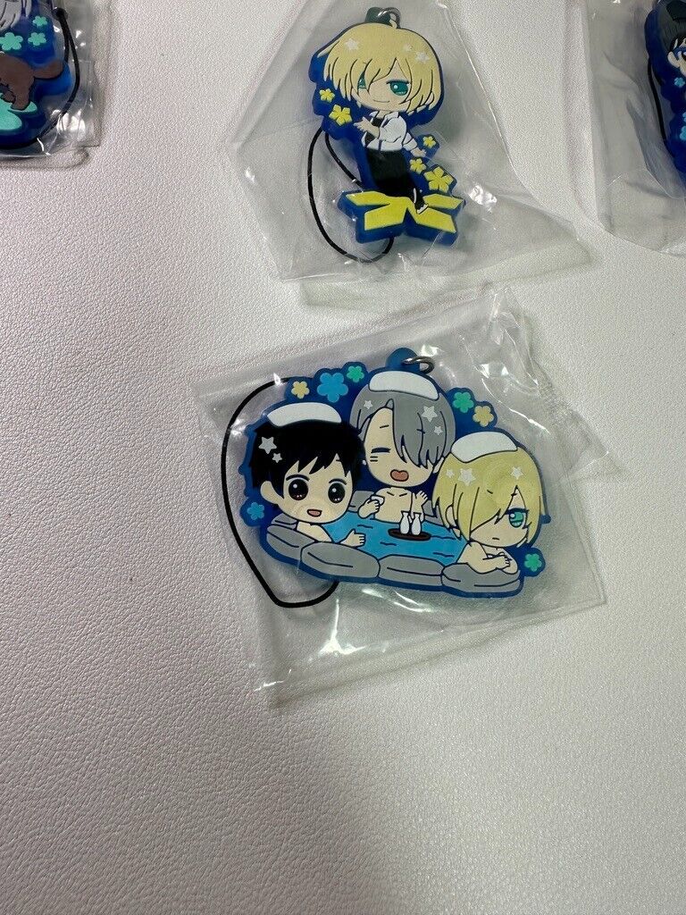 Yuri on Ice!!!  Can Badge Rubber Charm Set Victor Nikiforov Yuri Plisetsky New